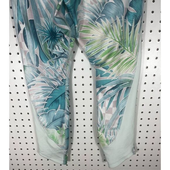 Nike dri fit Capri leggings size m - Picture 2 of 8